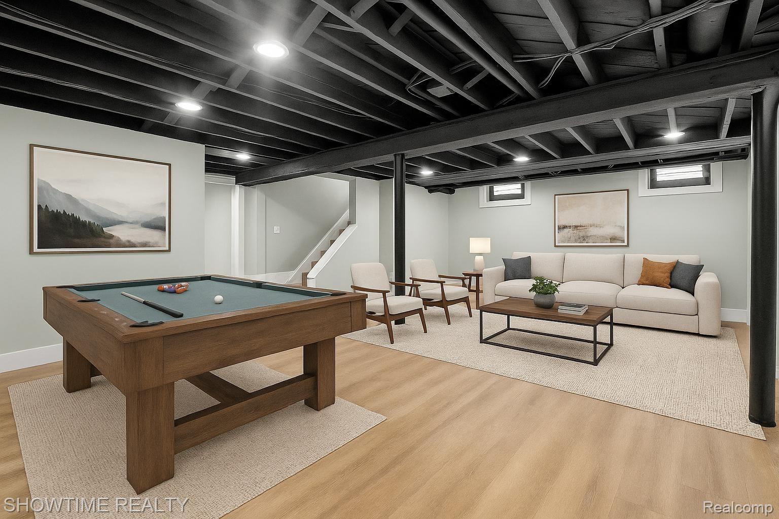 24281 KENOSHA Street