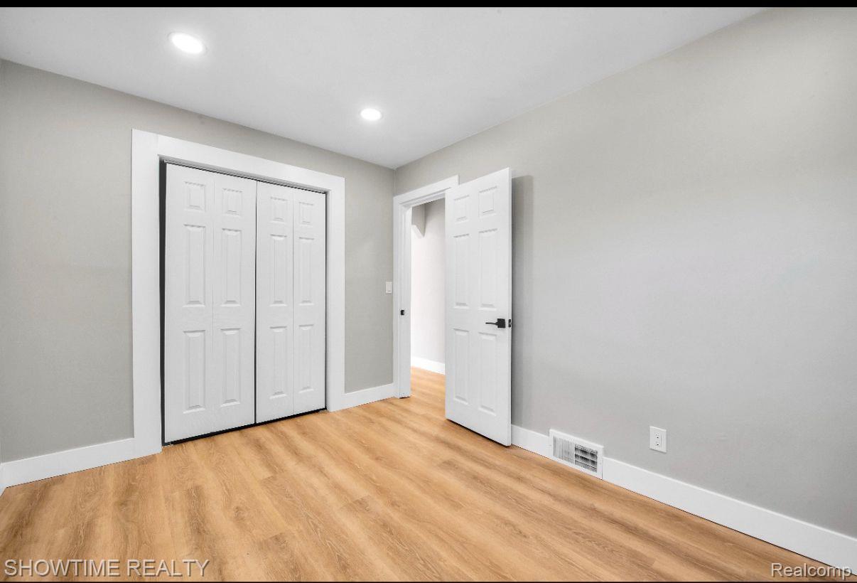 24281 KENOSHA Street