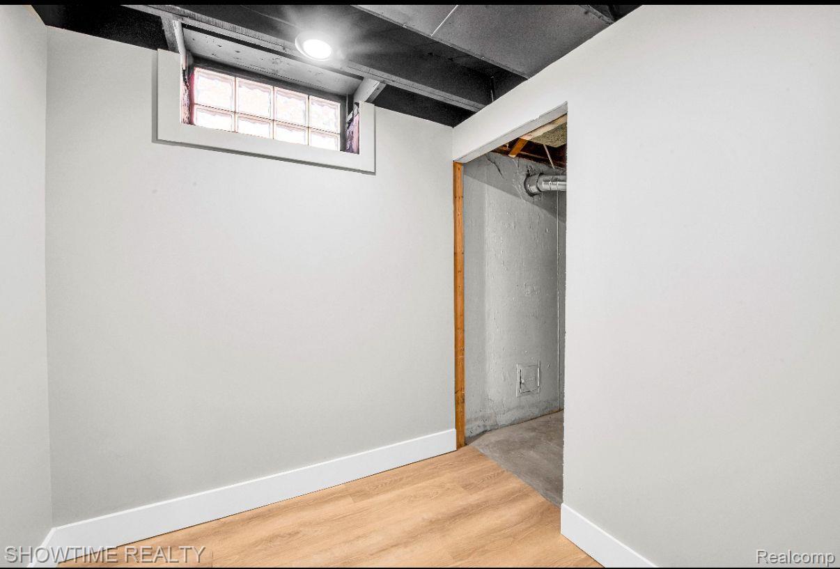 24281 KENOSHA Street