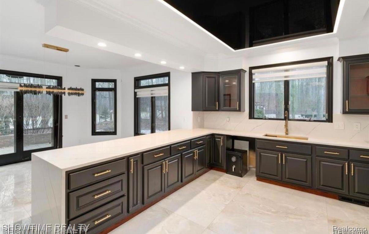 53145 ALYSSA Court
