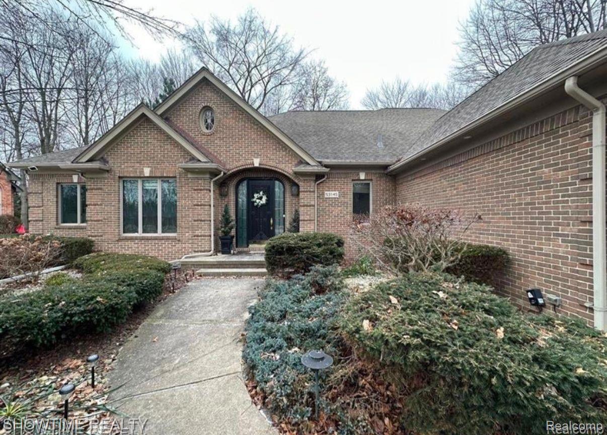 53145 ALYSSA Court
