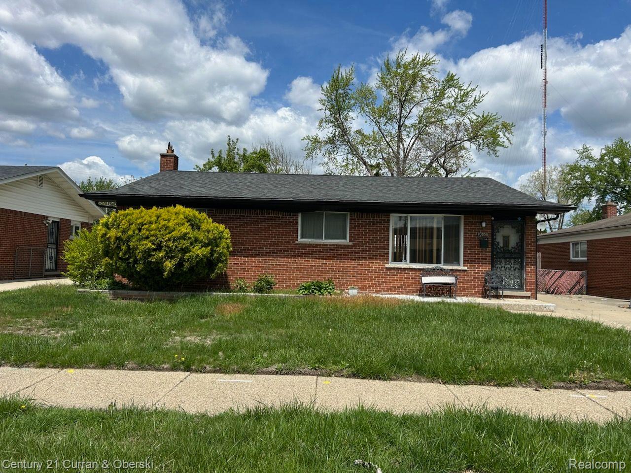 10358 CLOVERDALE Avenue