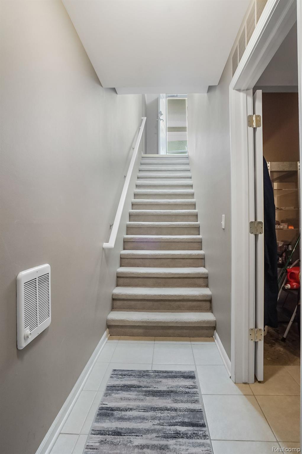 53275 PROVIDENCE E