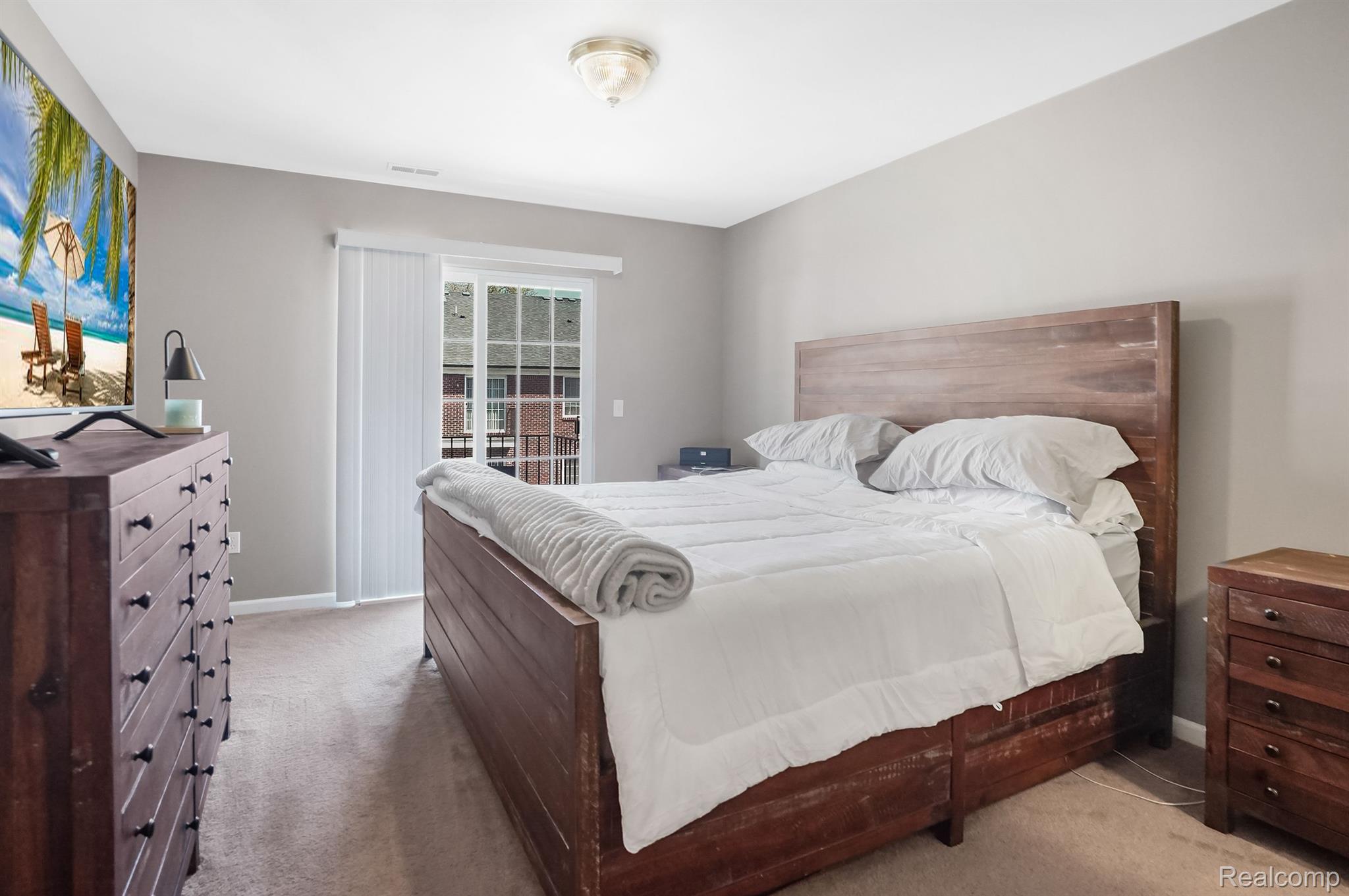 53275 PROVIDENCE E