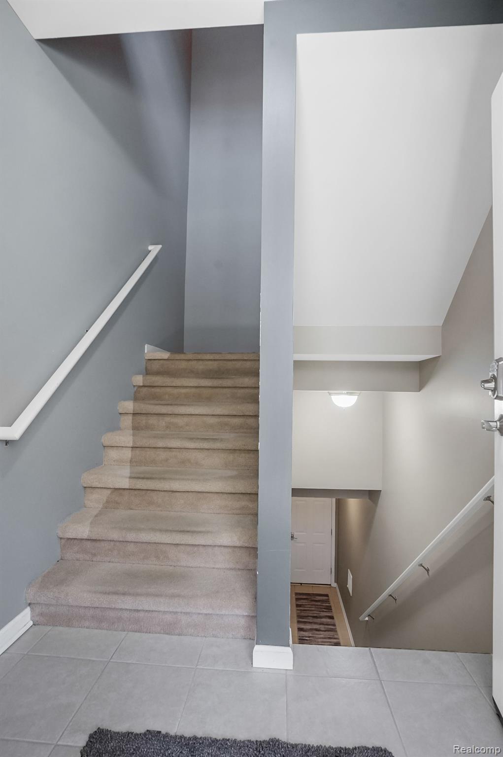 53275 PROVIDENCE E