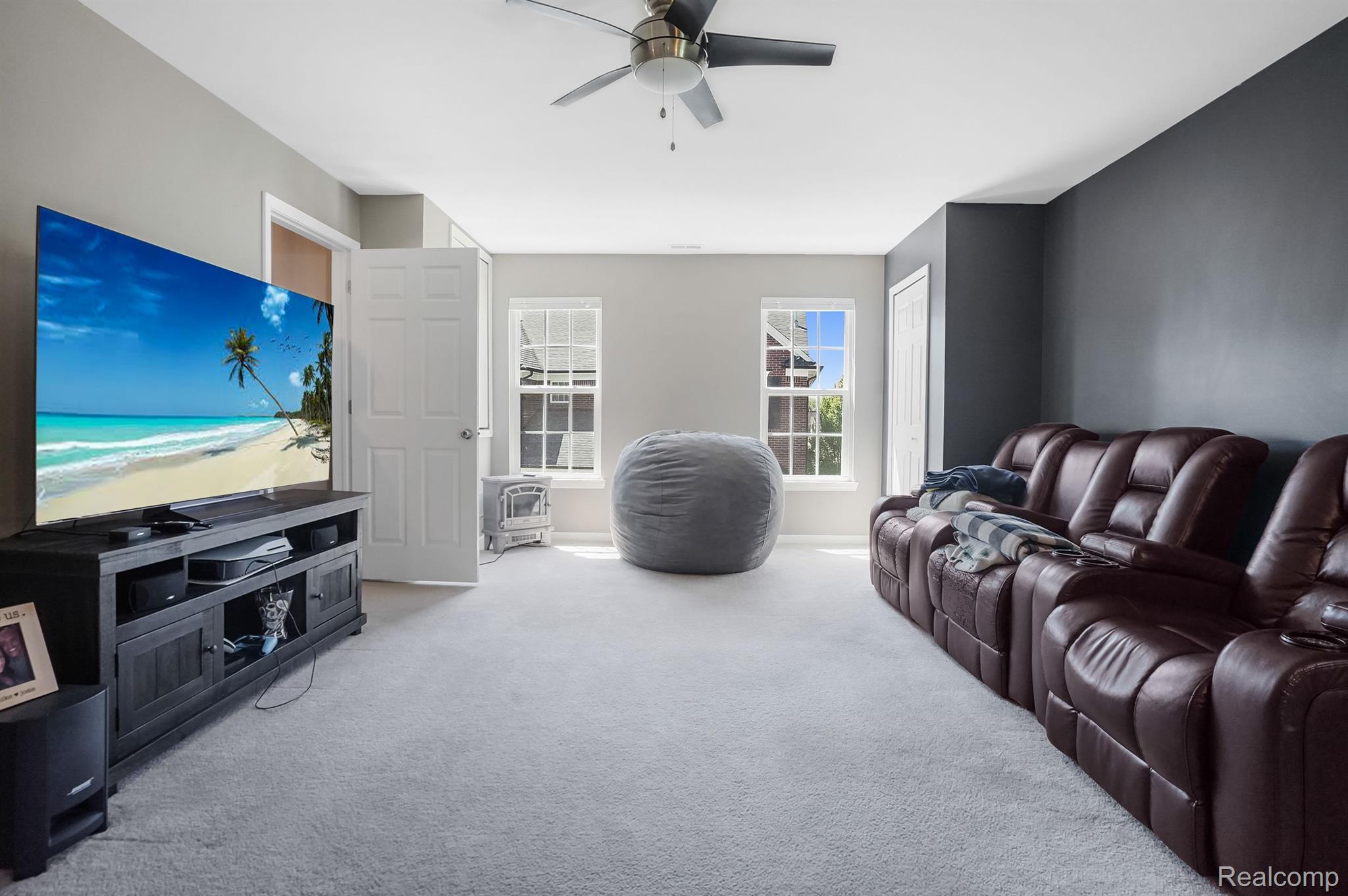 53275 PROVIDENCE E