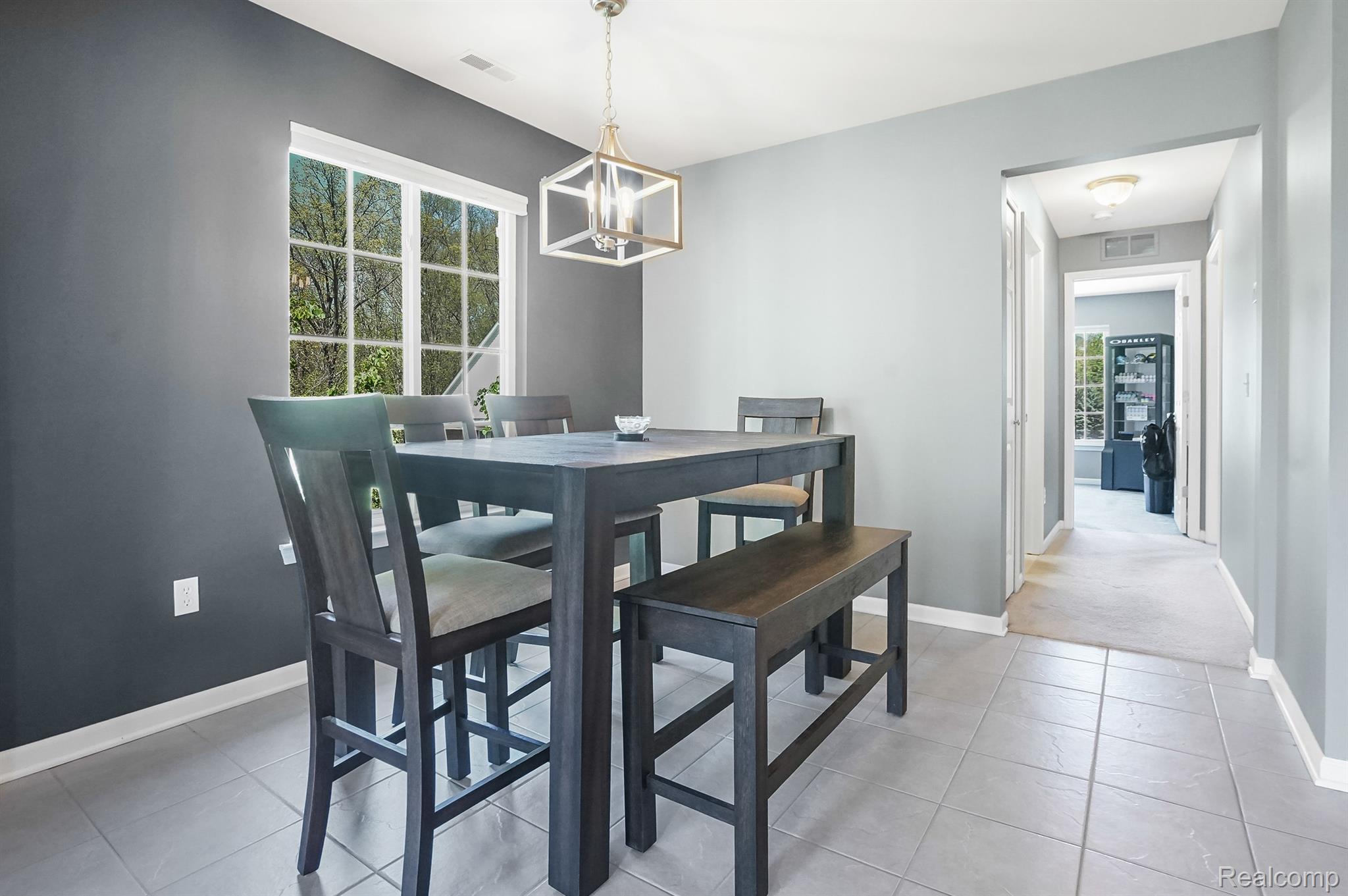 53275 PROVIDENCE E