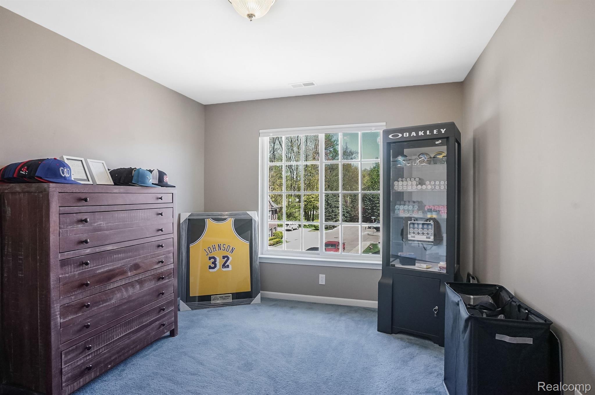 53275 PROVIDENCE E