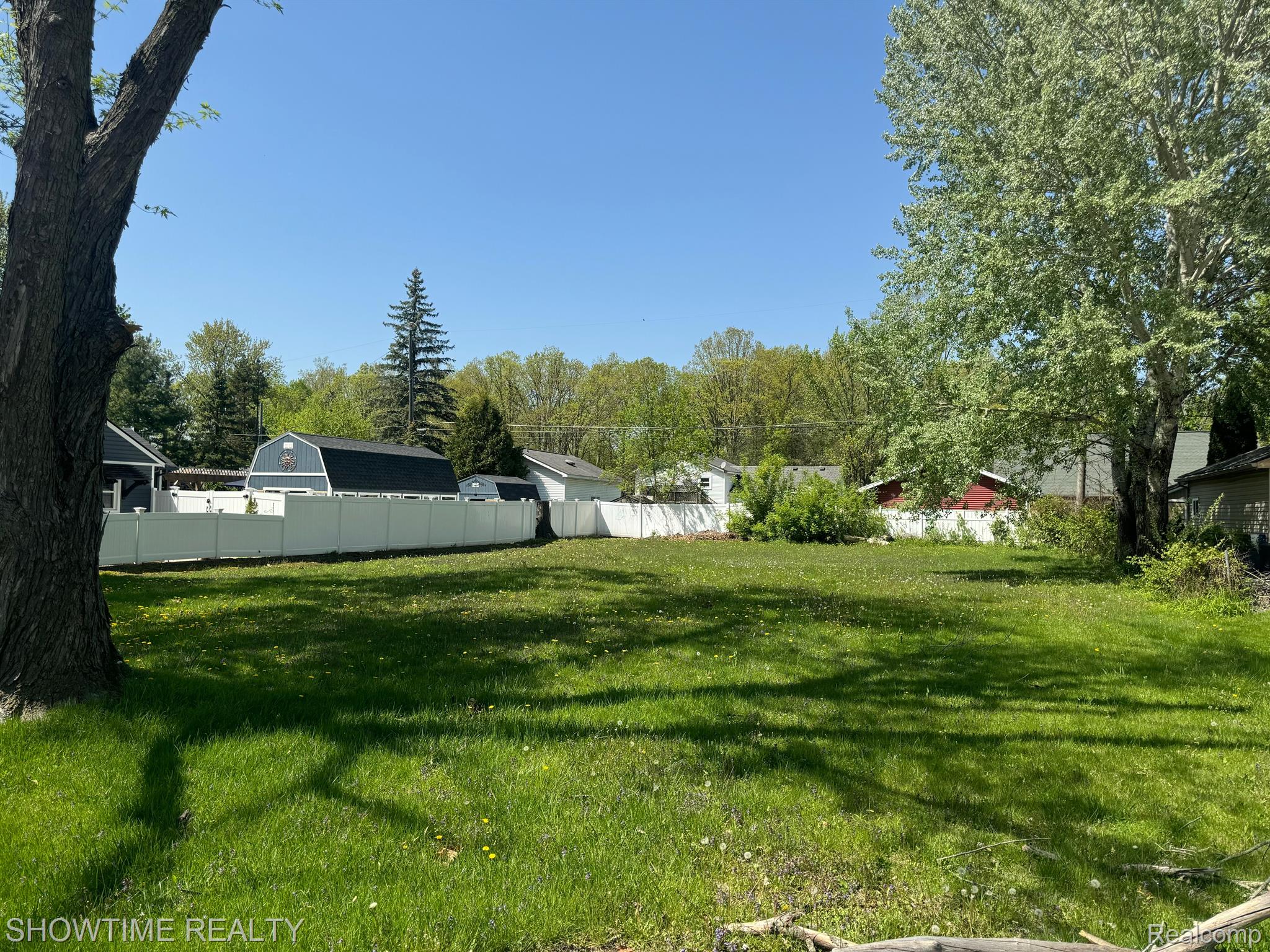 34070 EDNA Street