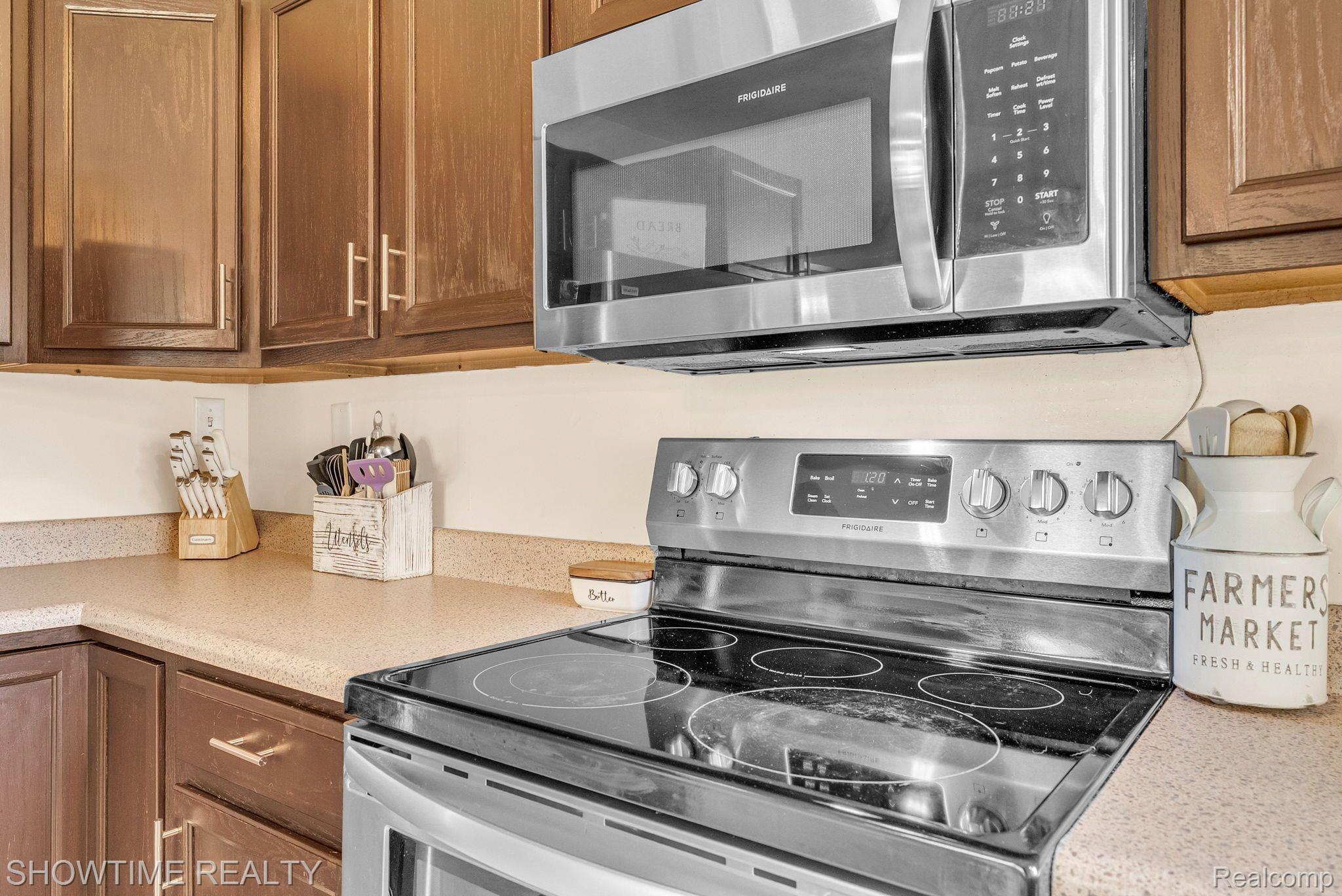 2510 BROWNWOOD Drive