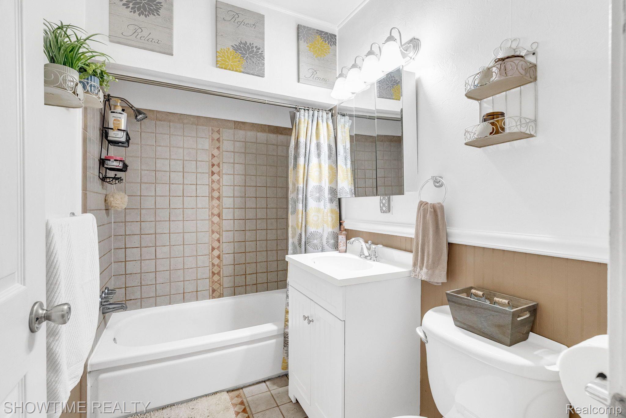 2510 BROWNWOOD Drive