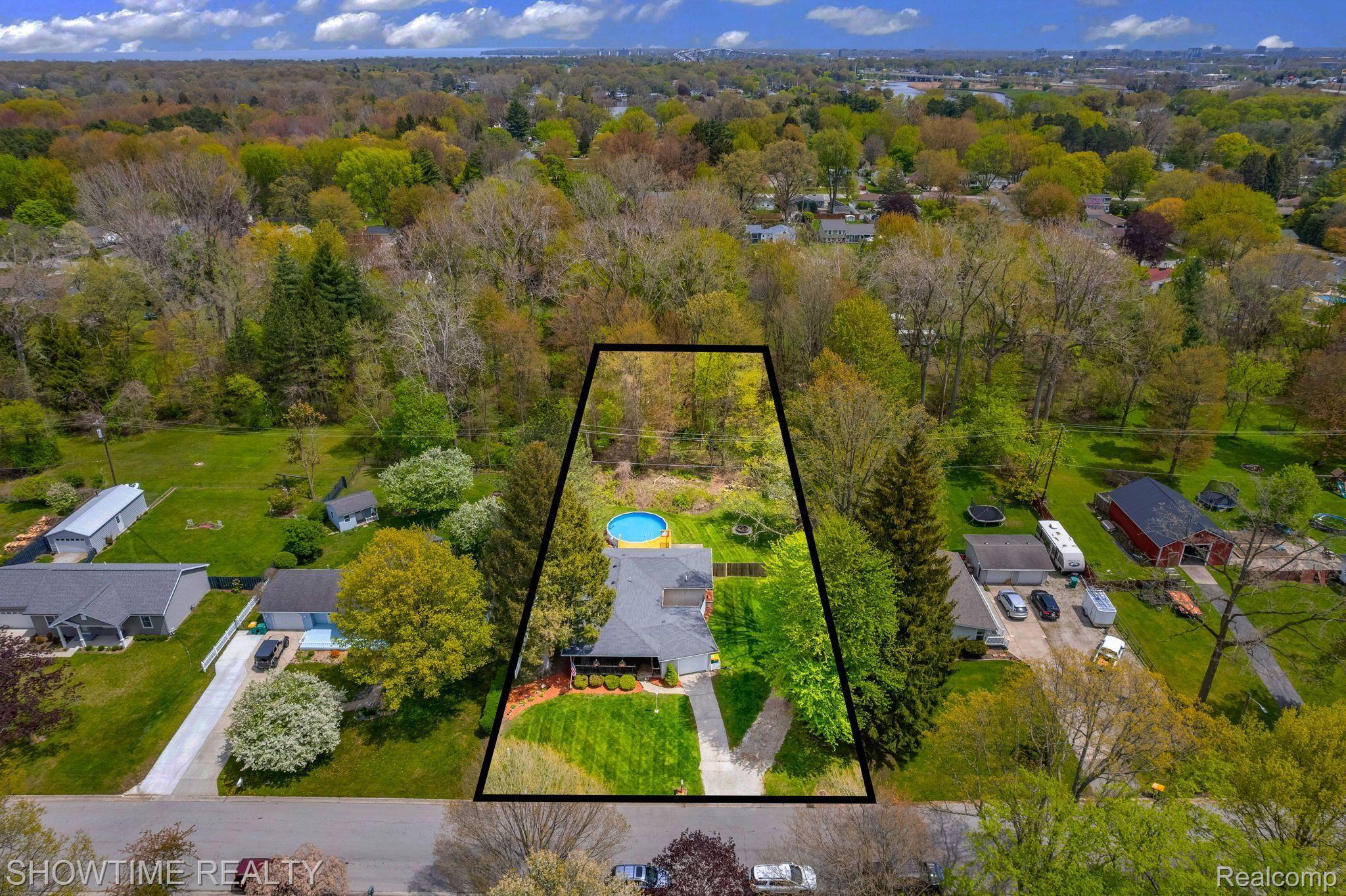 2510 BROWNWOOD Drive