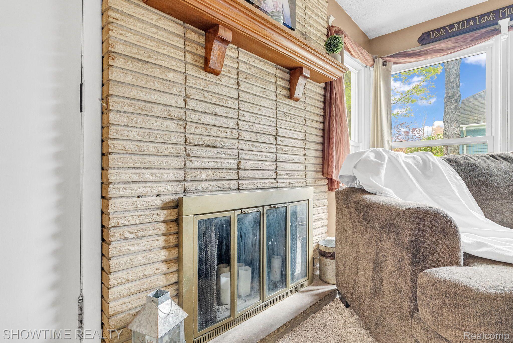 2510 BROWNWOOD Drive