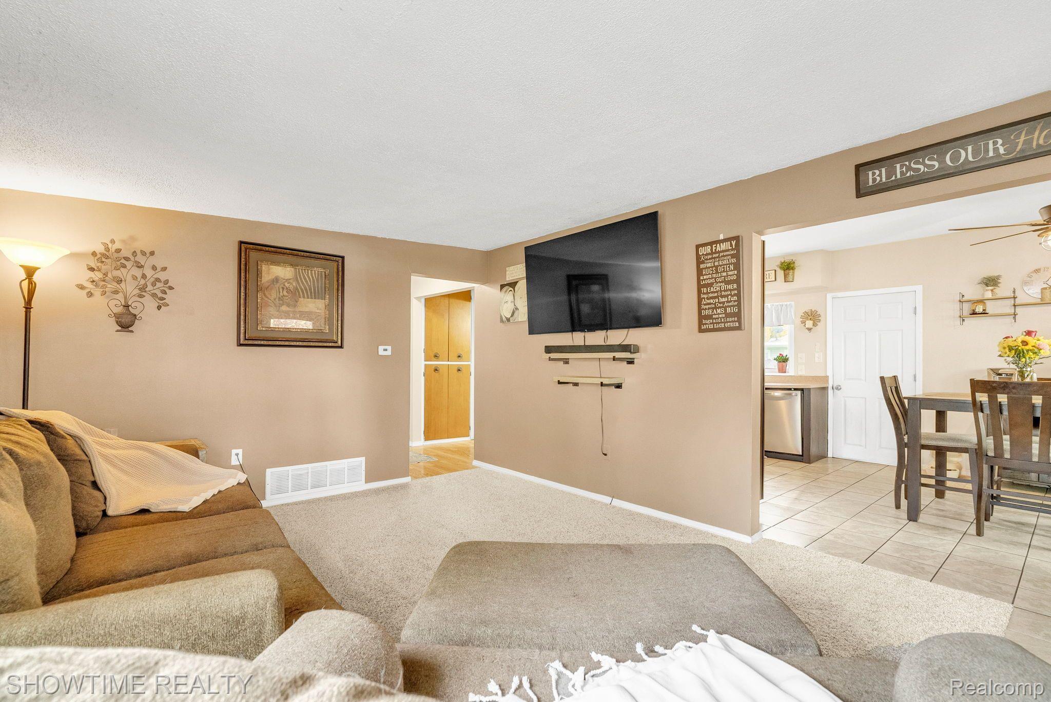 2510 BROWNWOOD Drive