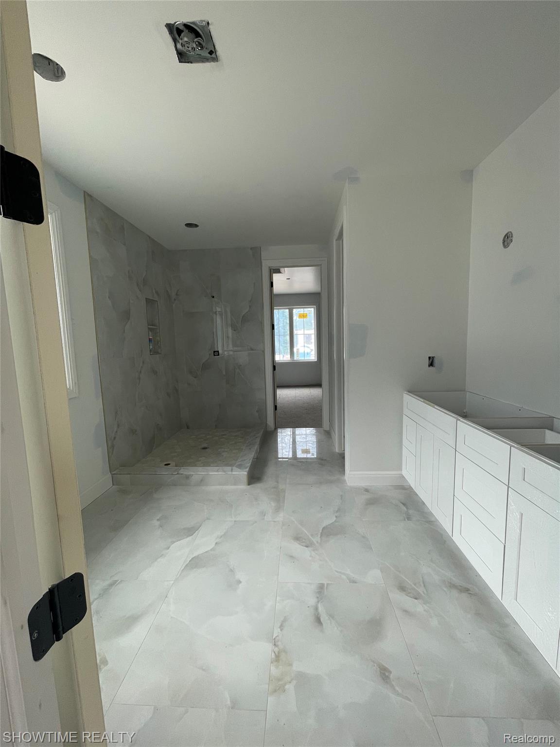 11728 ENCORE Drive