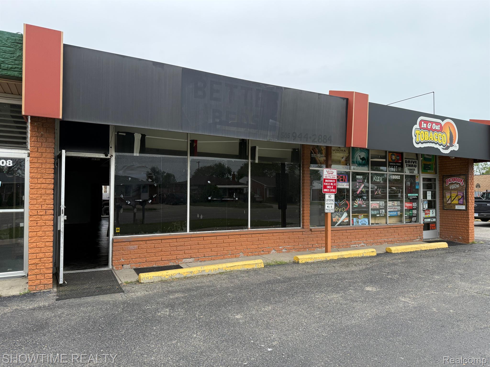 18004 E 13 MILE Road