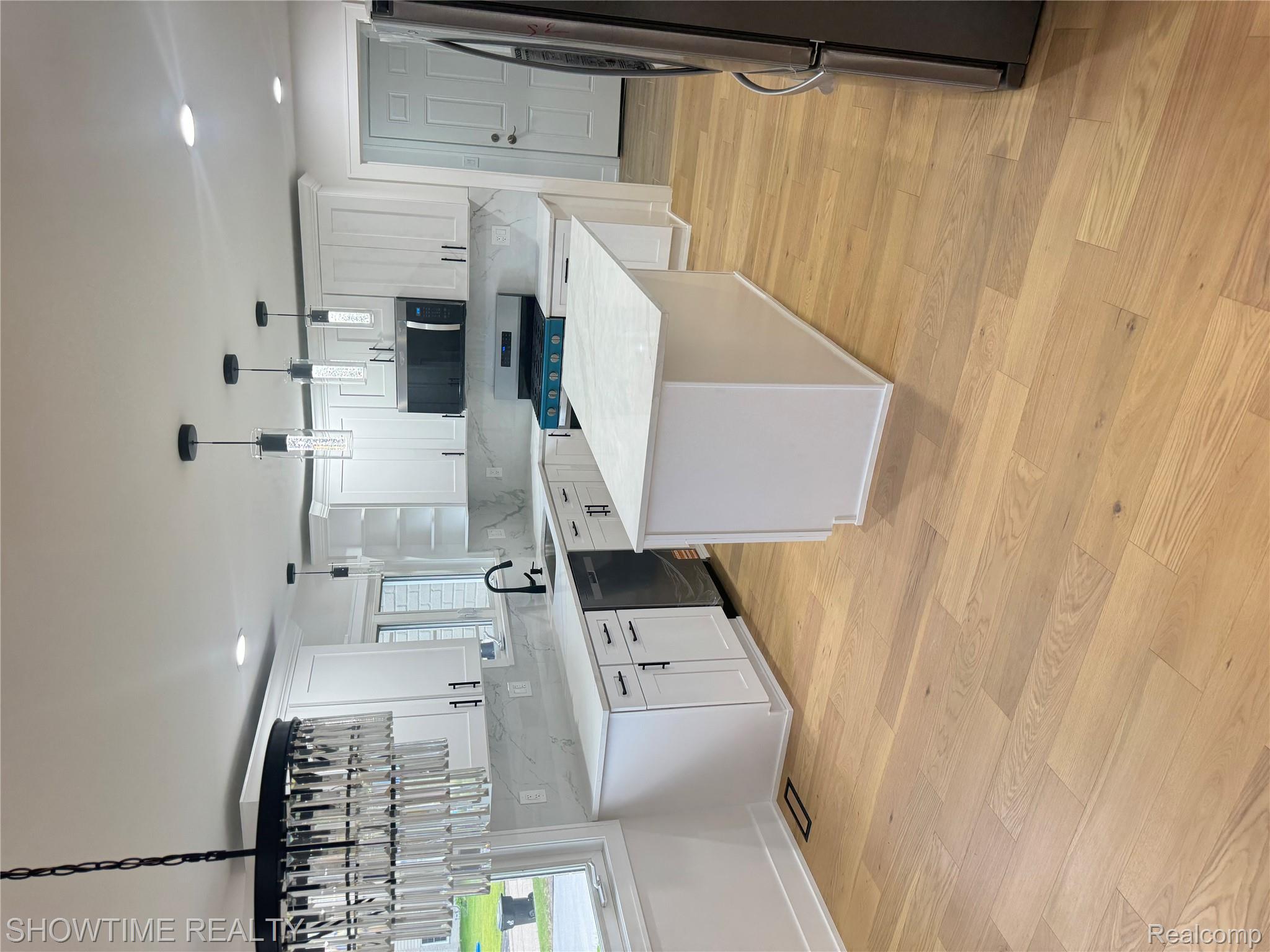 28806 Ramblewood Drive