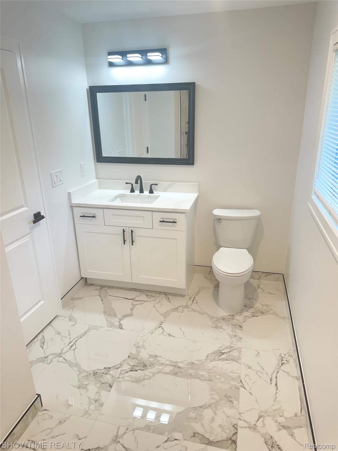 28806 Ramblewood Drive