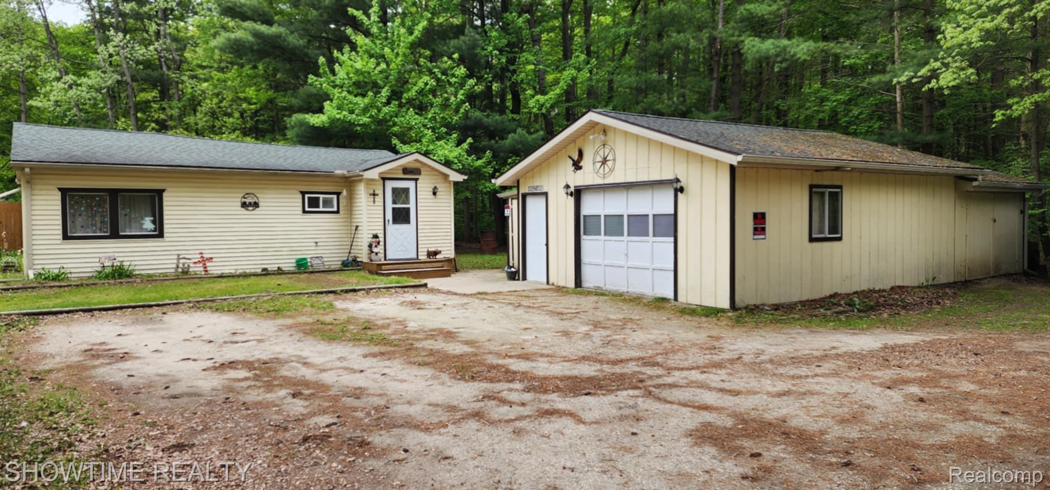 3820 Abbottsford Road