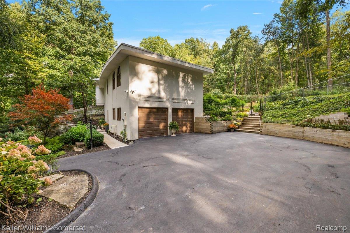 2829 Shannon Drive