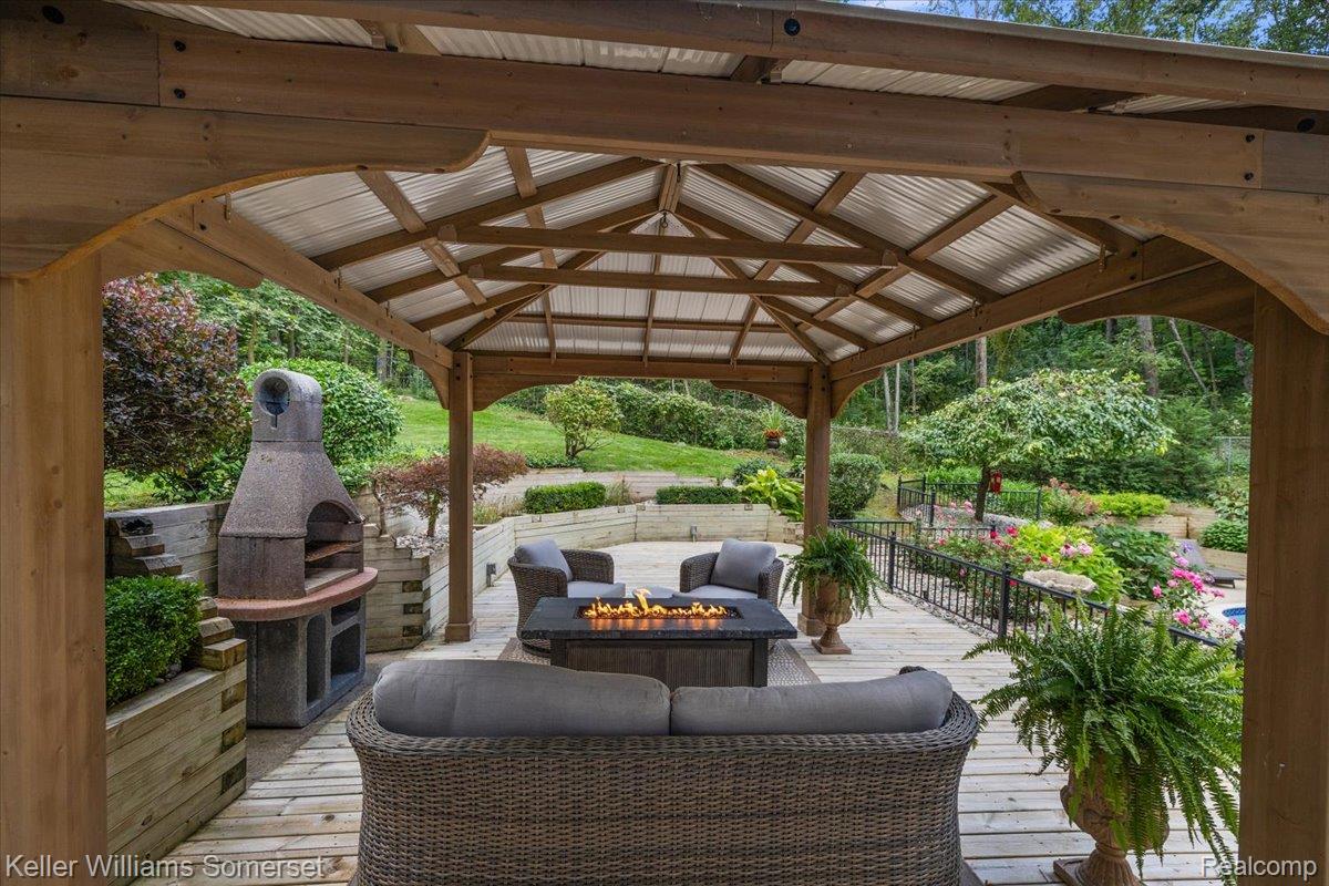 2829 Shannon Drive