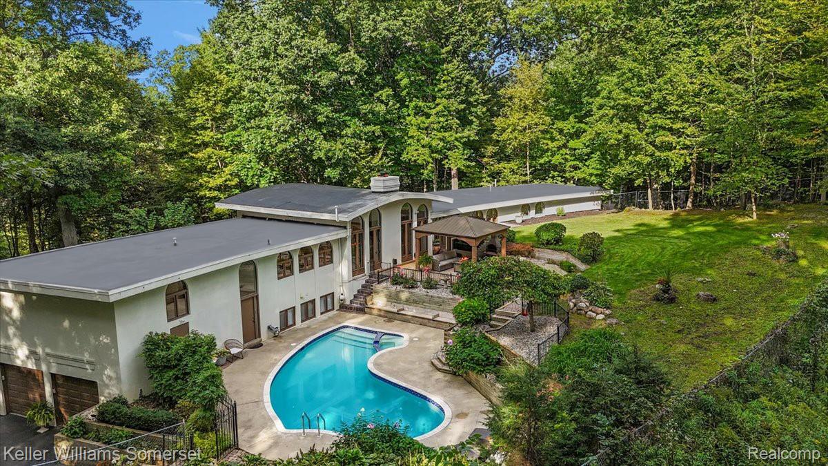 2829 Shannon Drive