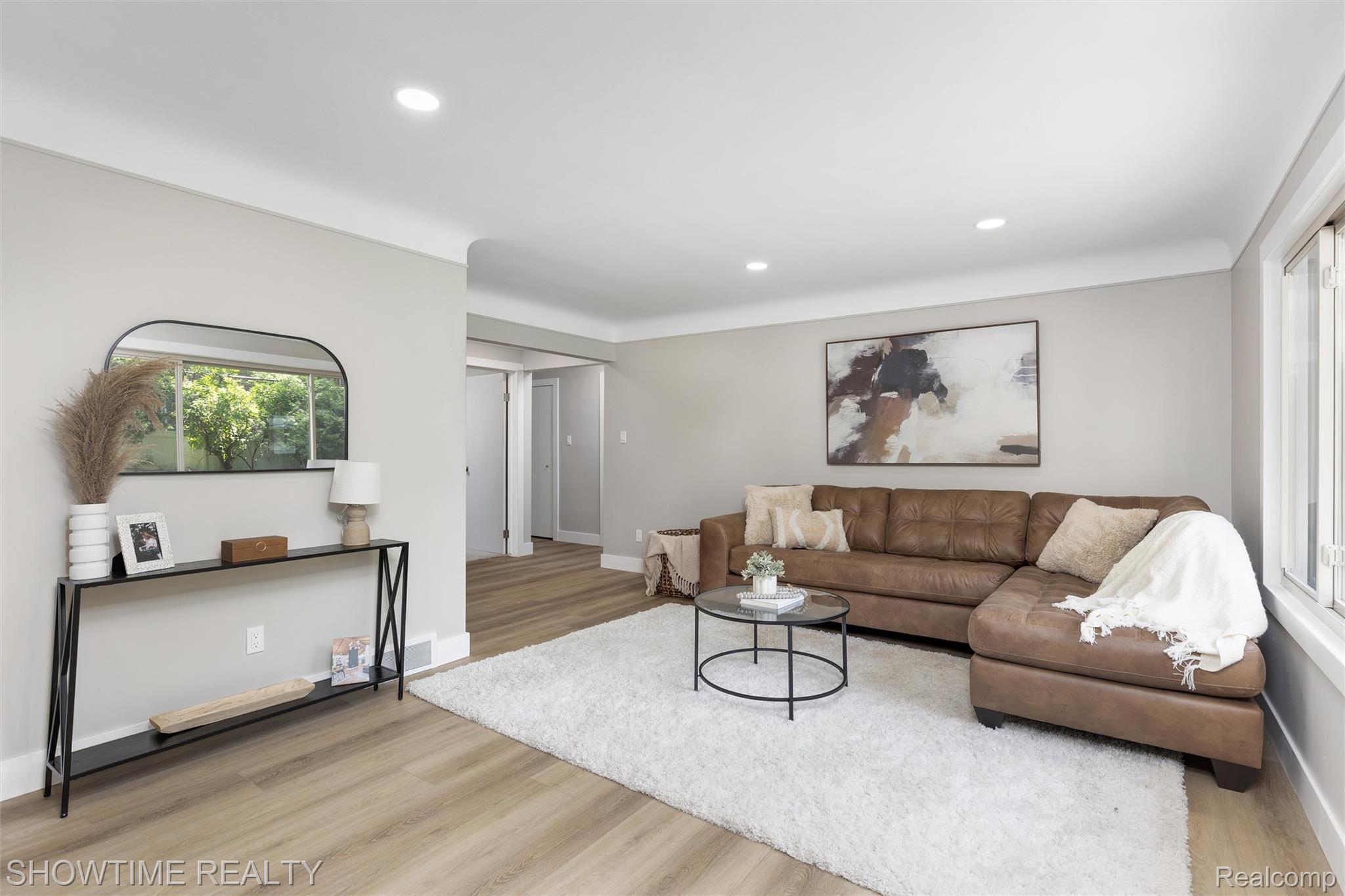 24635 River Heights Street