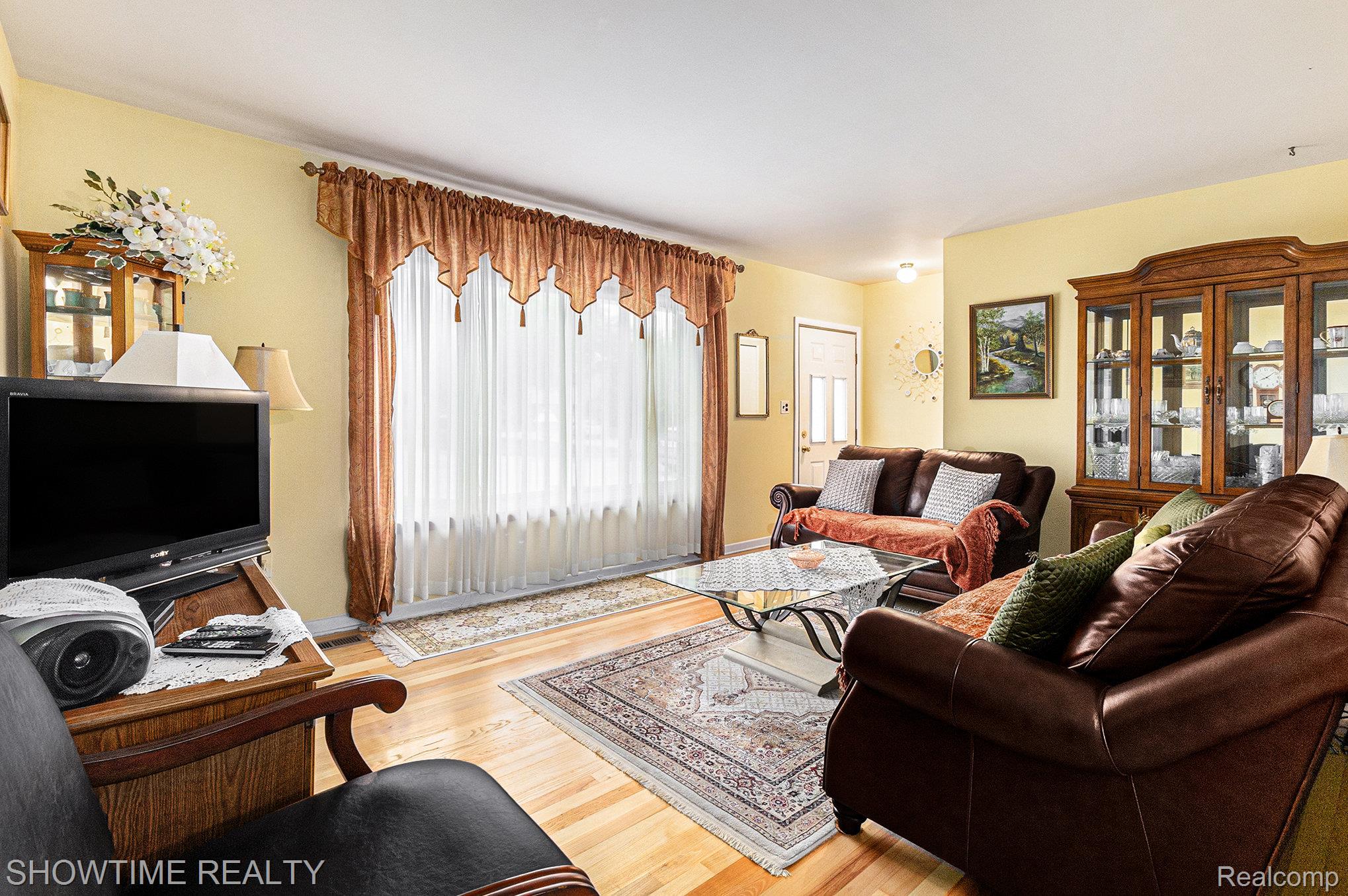 23465 N Stockton Avenue