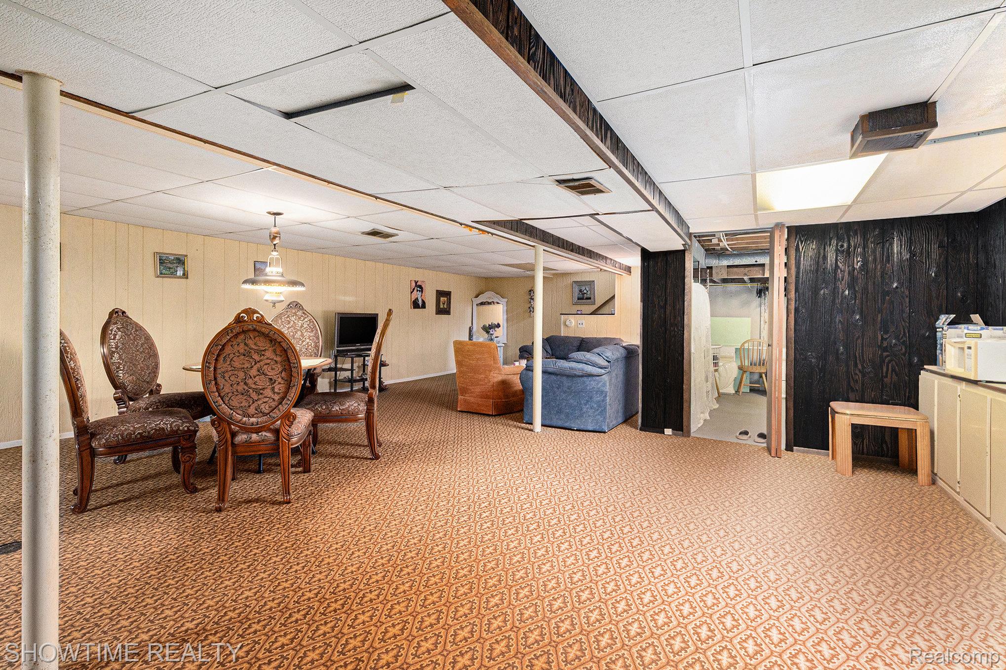 23465 N Stockton Avenue