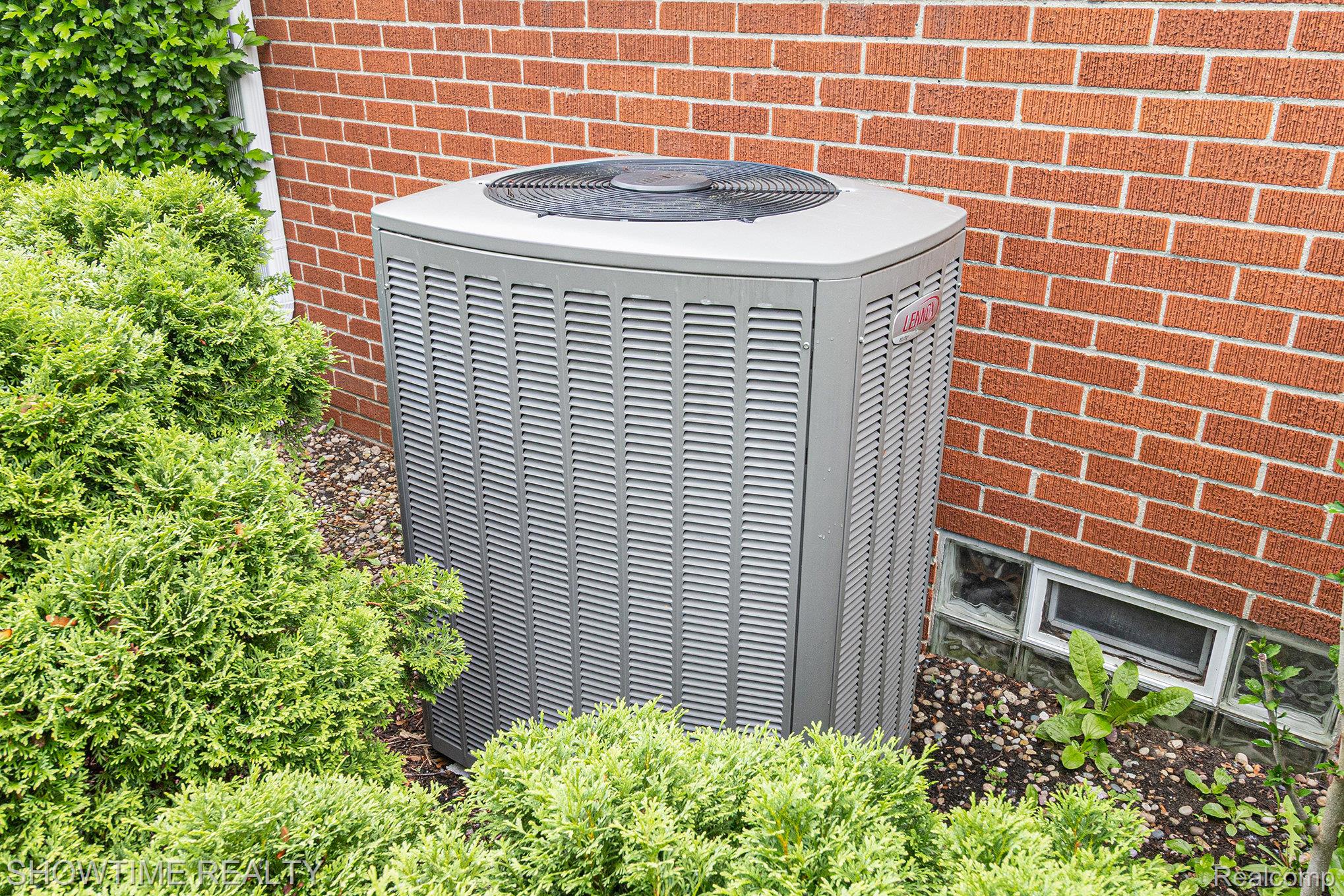 23465 N Stockton Avenue