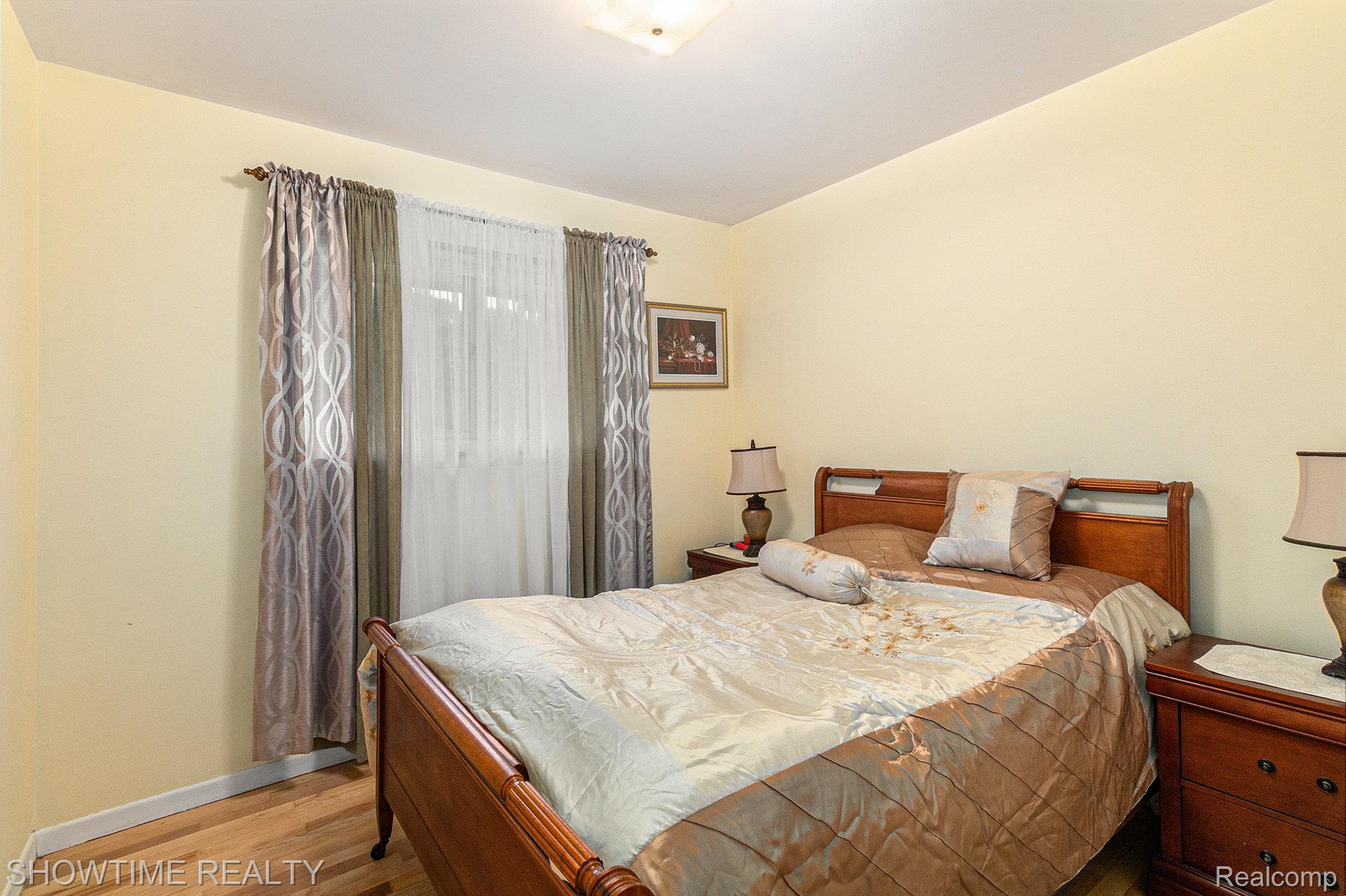 23465 N Stockton Avenue