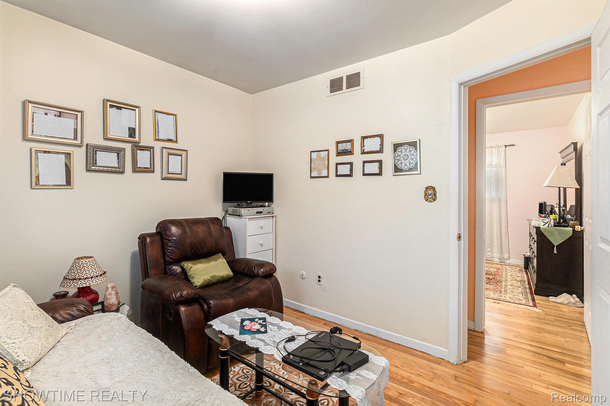 23465 N Stockton Avenue