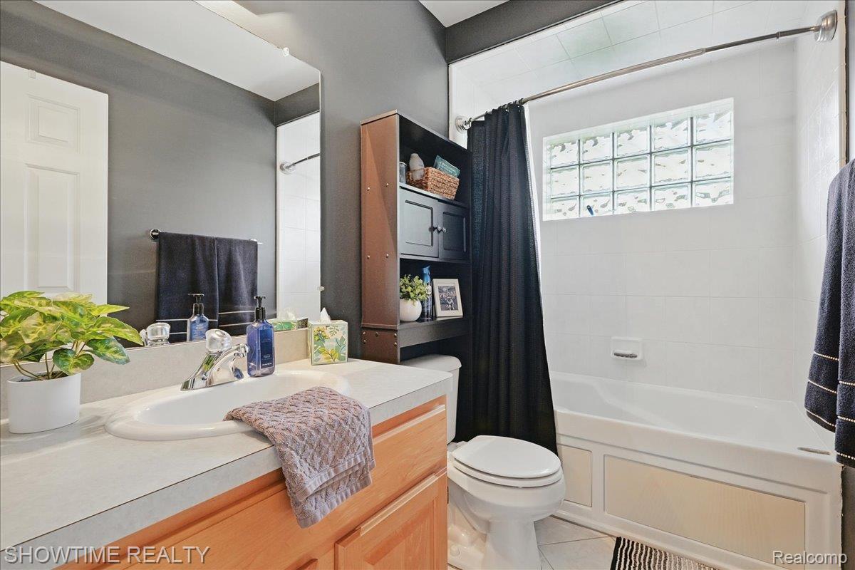 50064 Josephine Drive