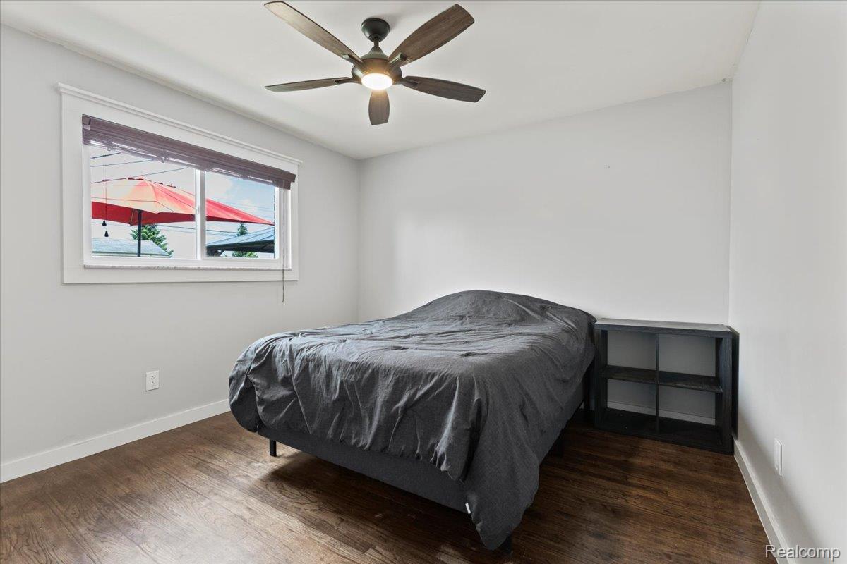 1059 Kenilworth Place