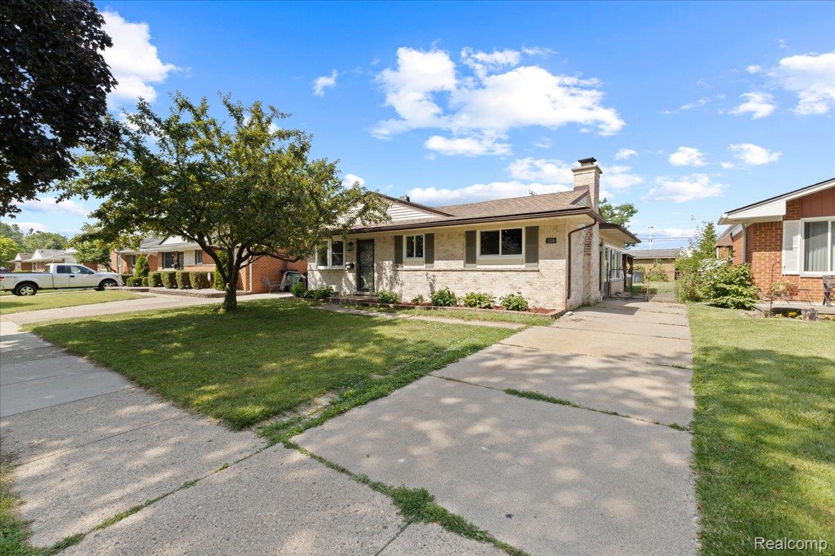 1059 Kenilworth Place