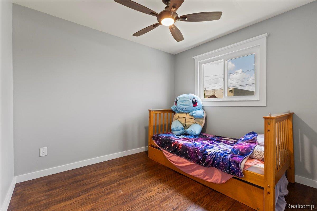 1059 Kenilworth Place