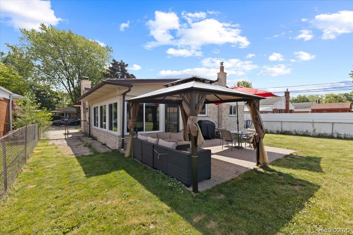 1059 Kenilworth Place