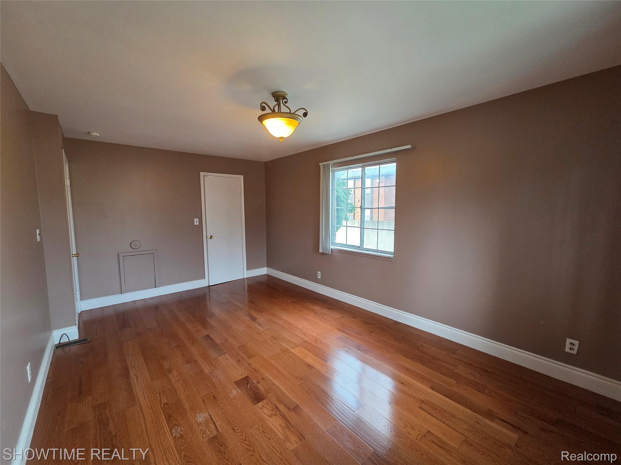 39417 Van Dyke Avenue 602