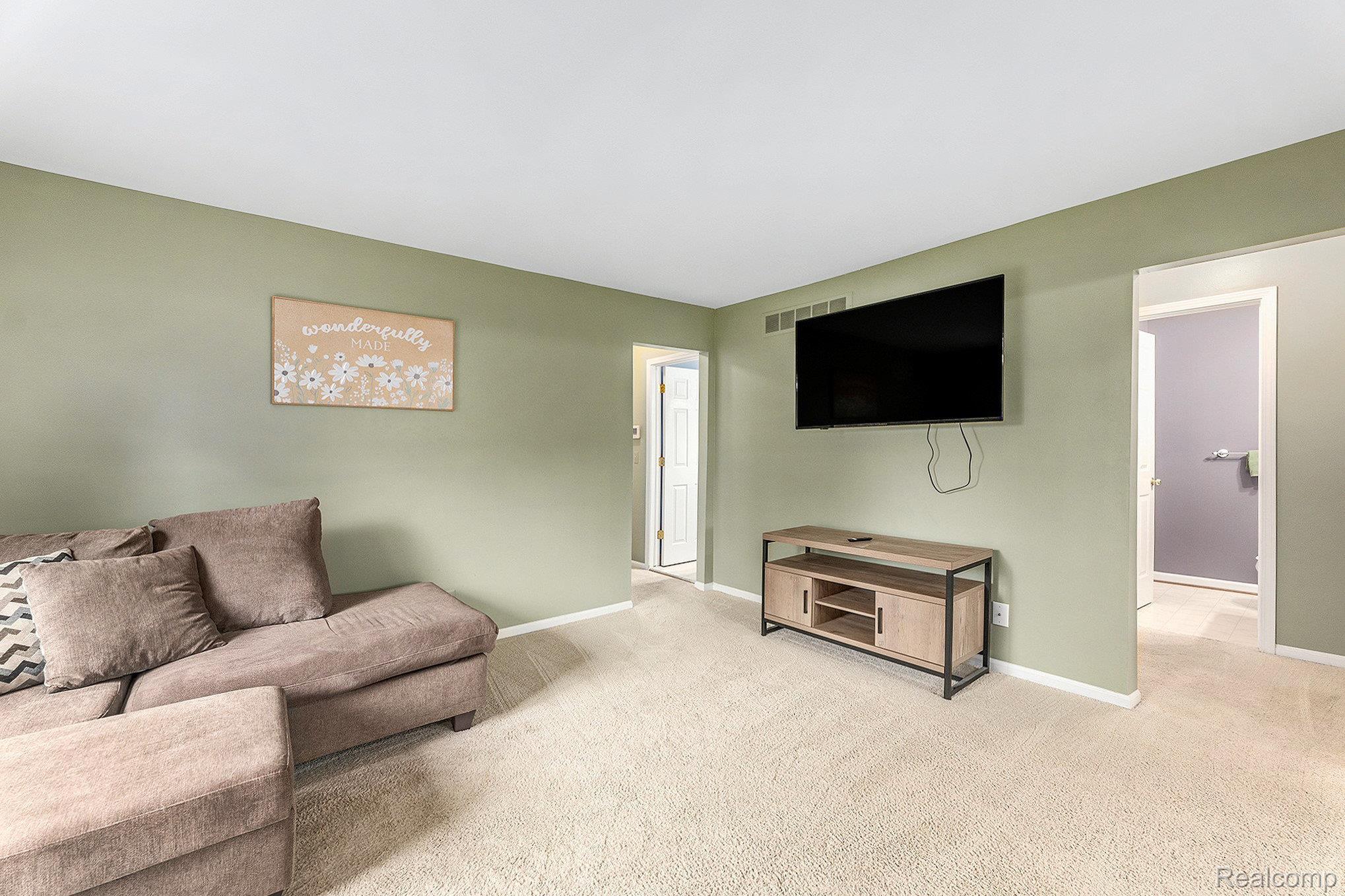 41455 Clinton Grove Drive