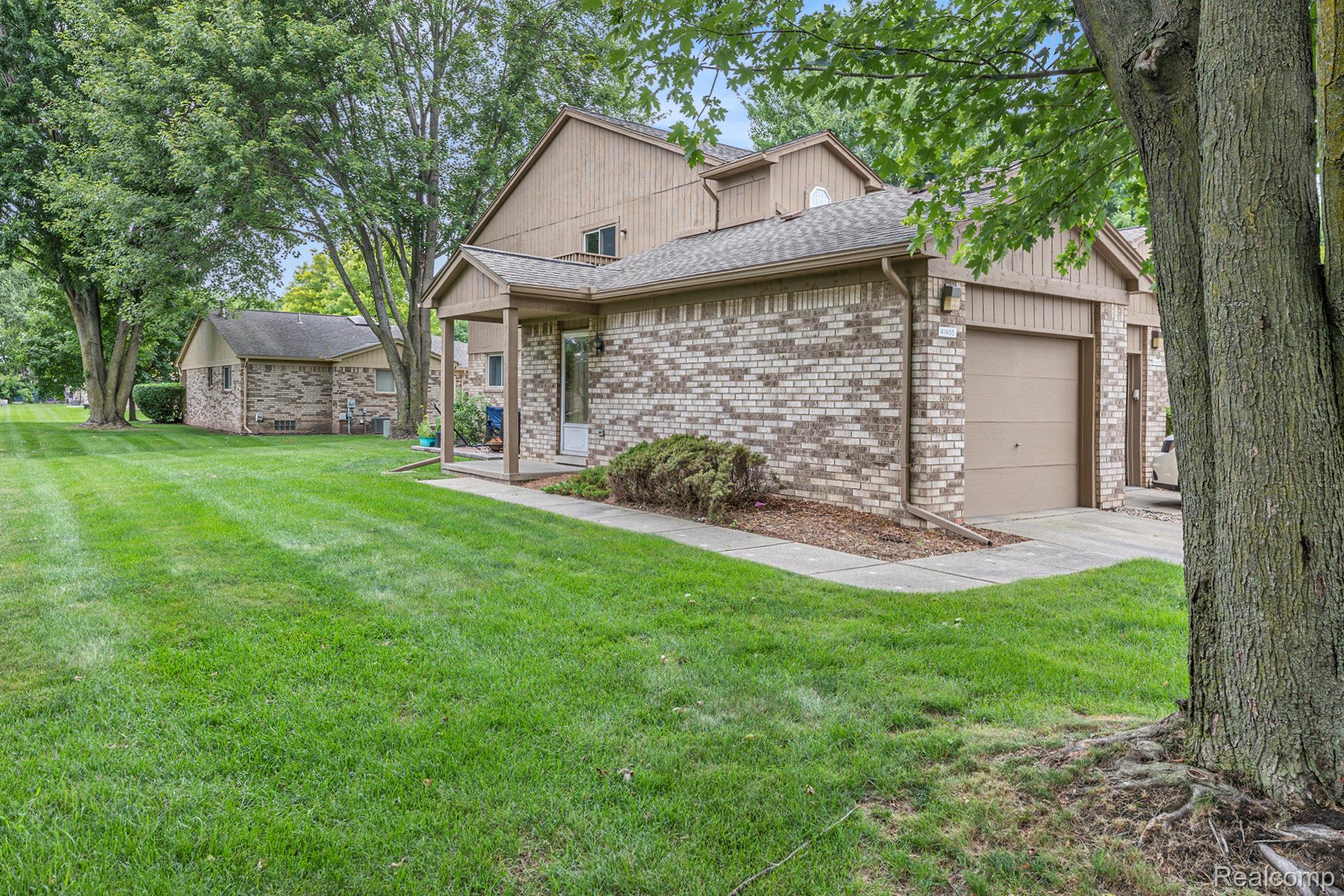 41455 Clinton Grove Drive