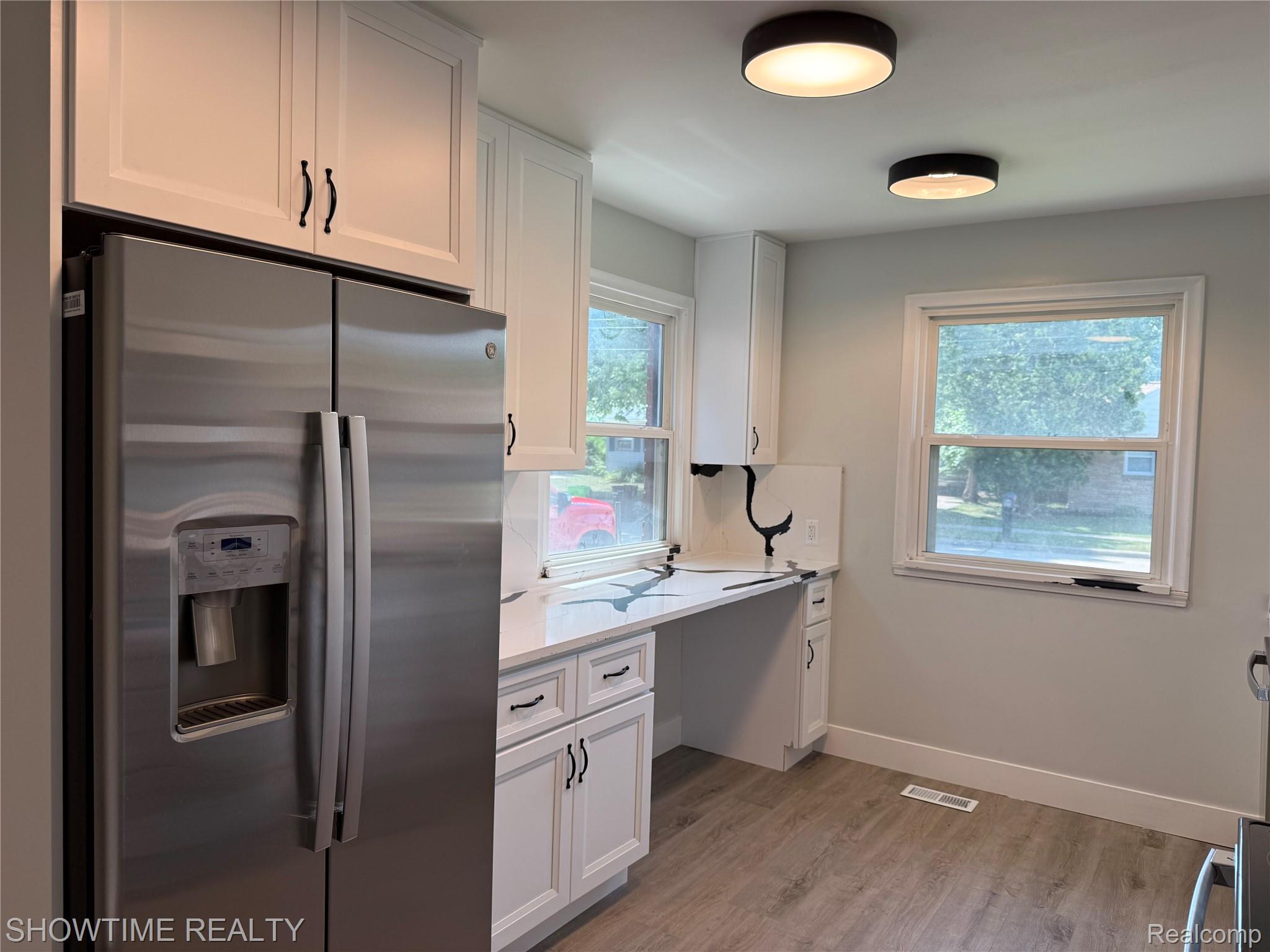 19000 FLORAIN Street