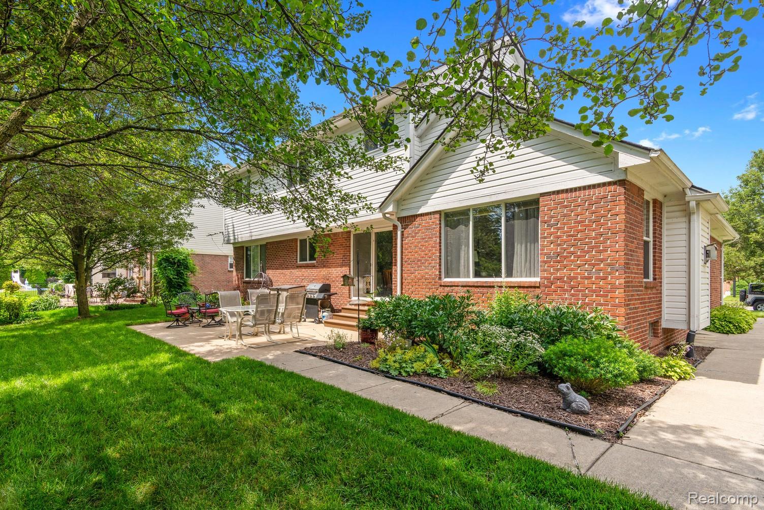 53821 Blakely Court