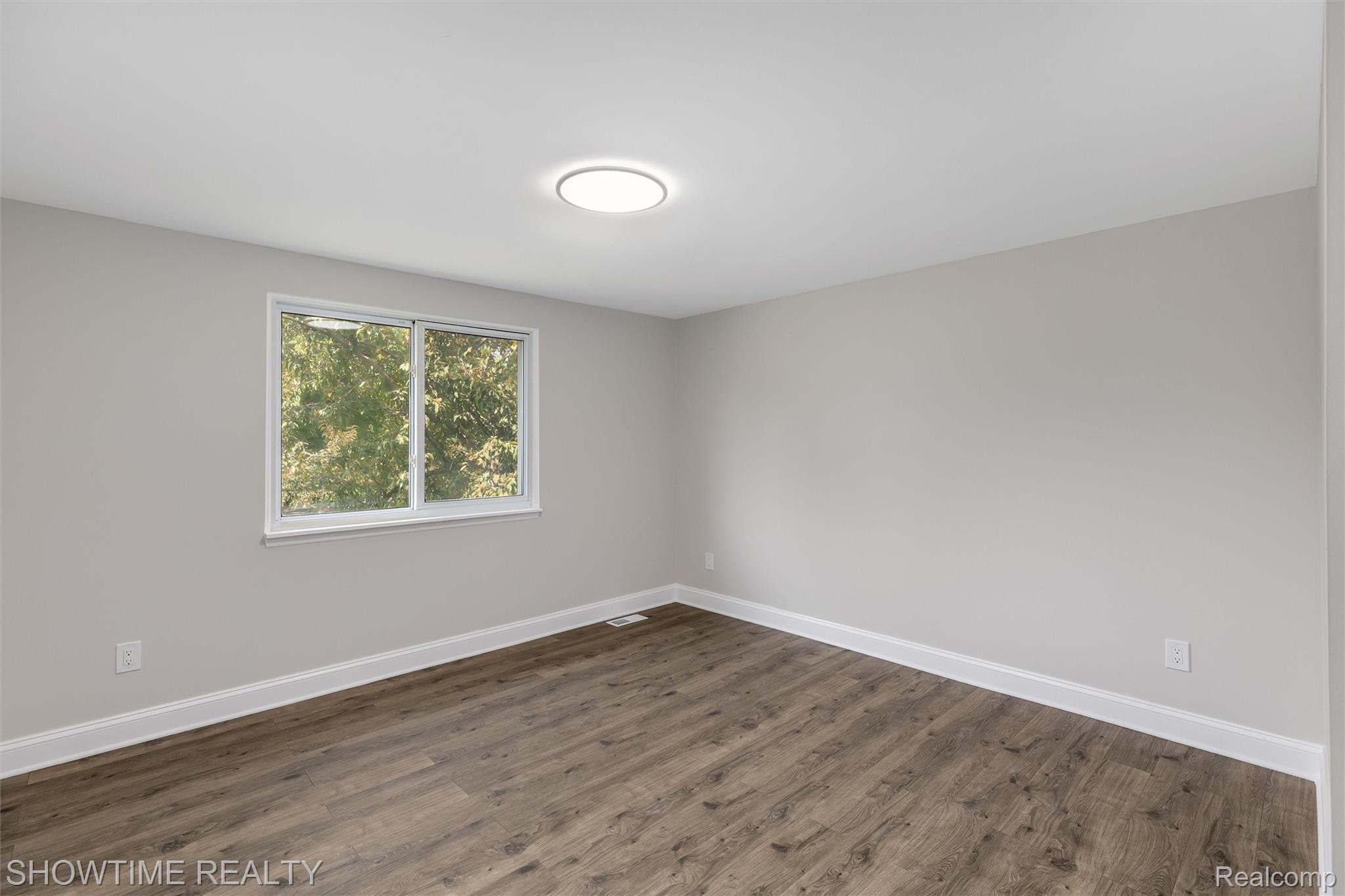 2376 Greensboro Drive