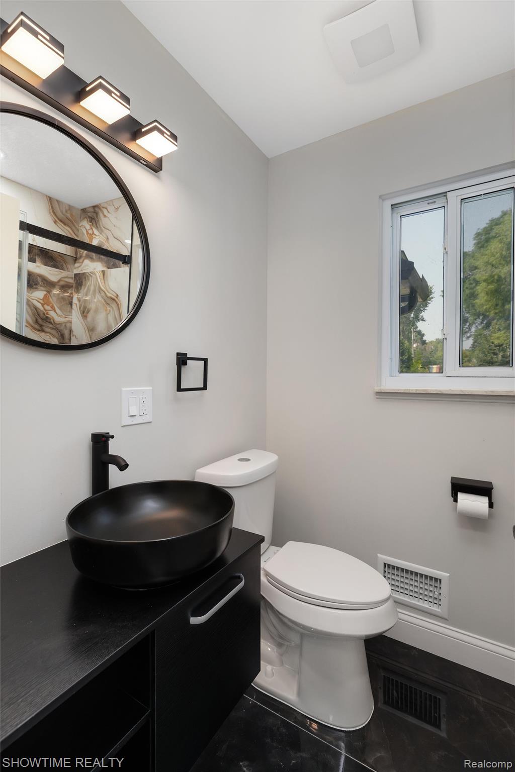 2376 Greensboro Drive