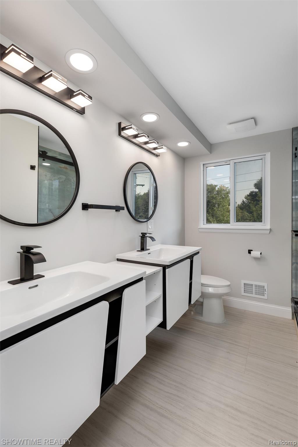 2376 Greensboro Drive