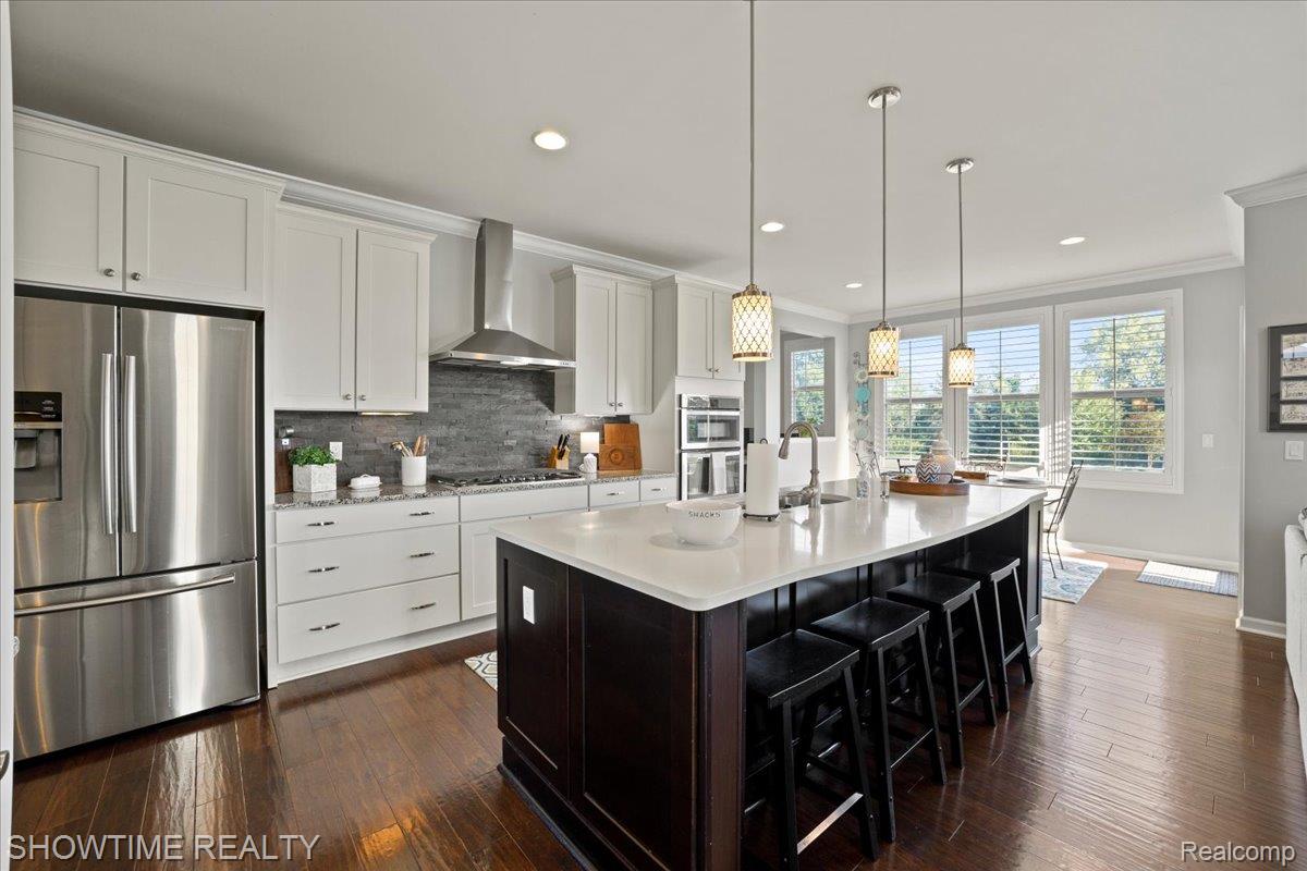 102 Oakland Crest Drive