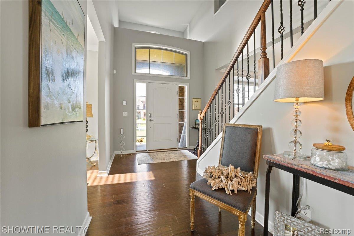 102 Oakland Crest Drive