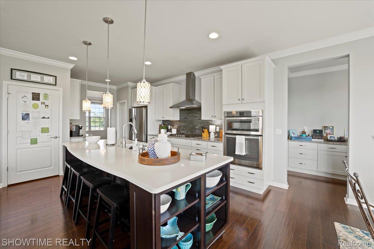 102 Oakland Crest Drive