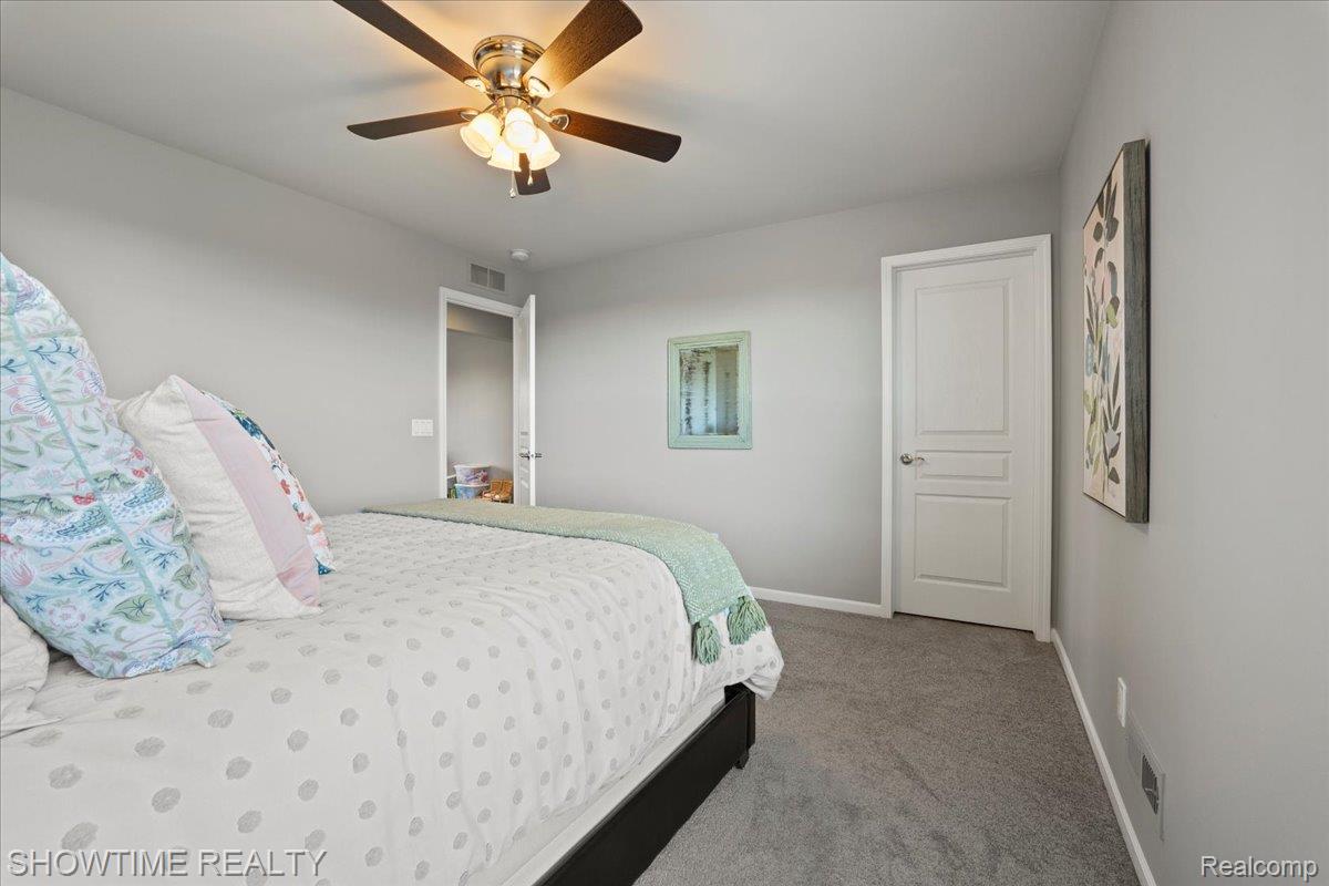 102 Oakland Crest Drive