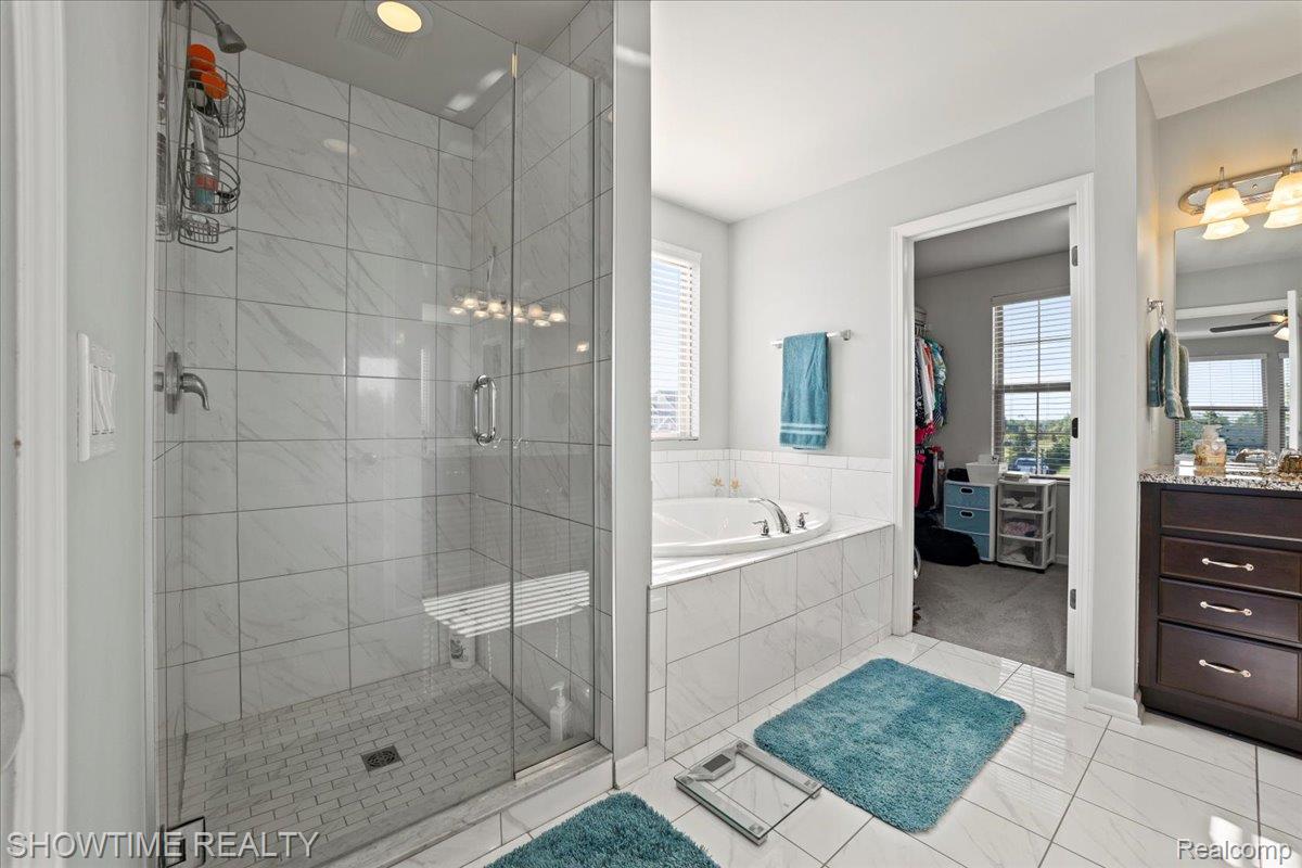 102 Oakland Crest Drive